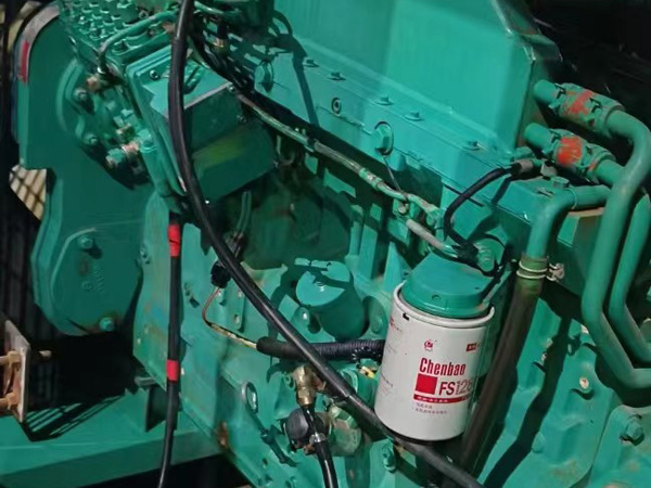 兴隆如何确定新的发电机组控制系统是否与原系统兼容？